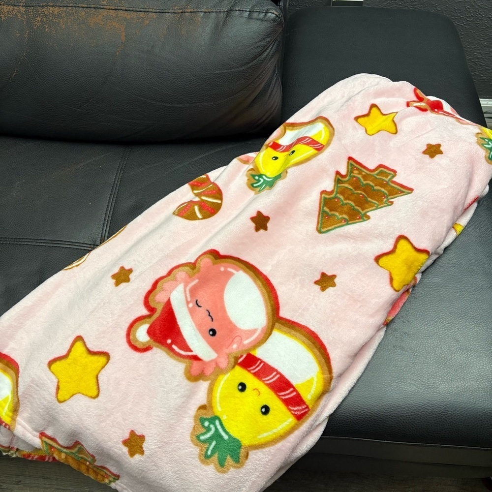 Squishmallows Christmas plush blanket throw NWT